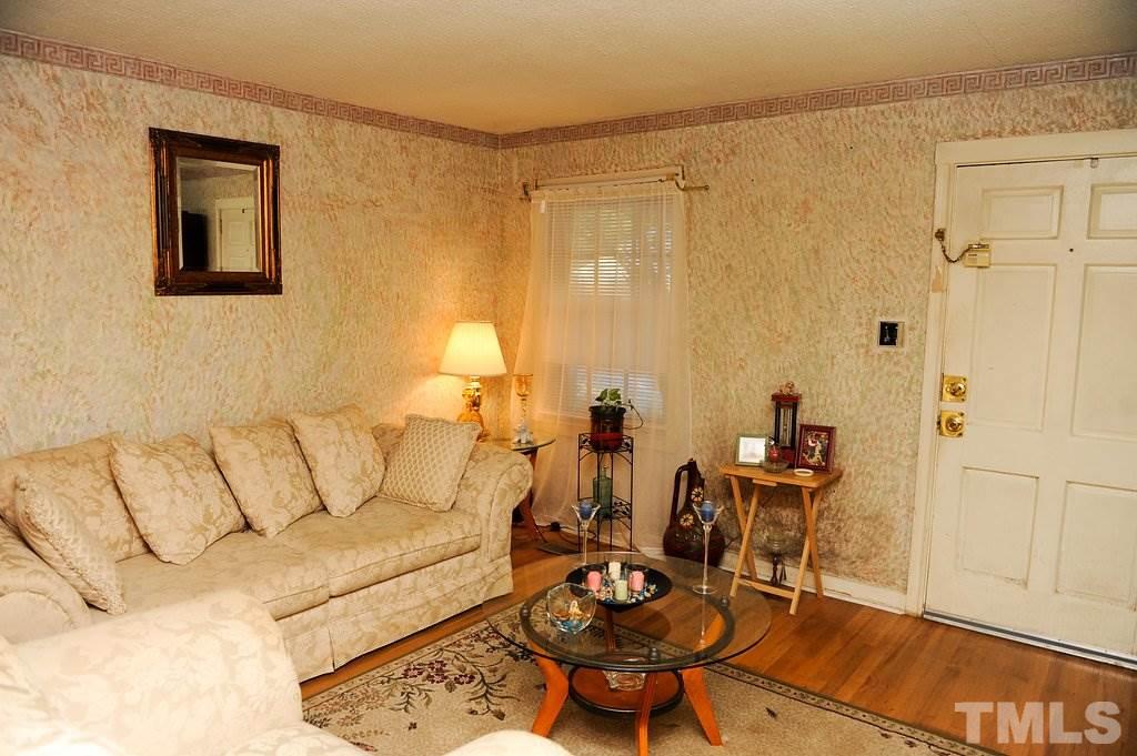 1601 Robinhood Road Durham, NC 27701 - Photo 4 of 24