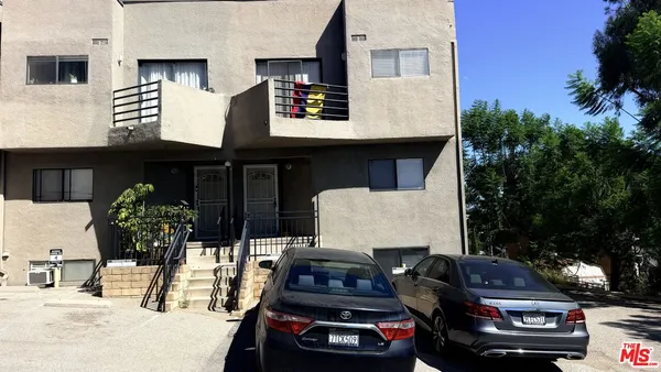 $4,950 | 1858 North Alvarado Street, Los Angeles, CA 90026
