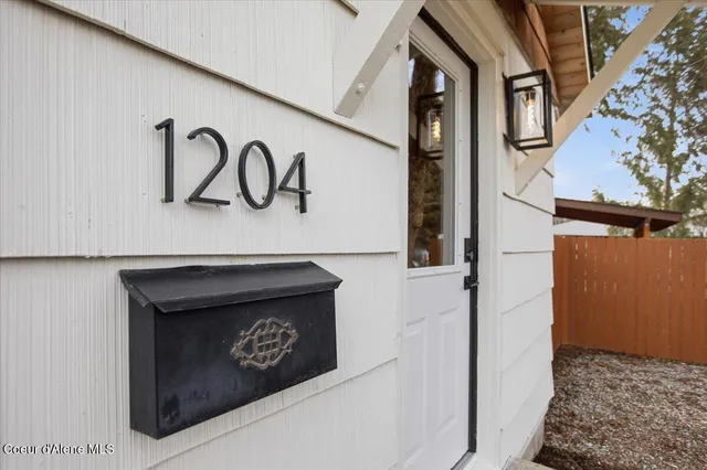 $425,000 | 1204 East Foster Avenue, Coeur D'Alene, ID 83814