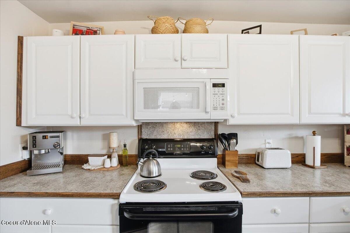 1204 East Foster Avenue Coeur D'Alene, ID 83814 - Photo 32 of 45 27-Kitchen