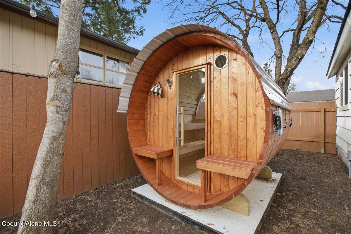 1204 East Foster Avenue Coeur D'Alene, ID 83814 - Photo 39 of 45 42-Sauna