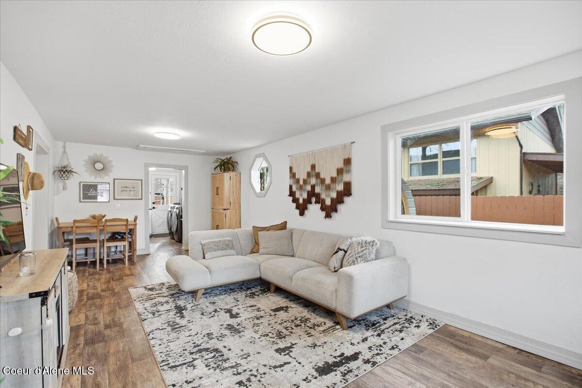 1204 East Foster Avenue Coeur D'Alene, ID 83814 - Photo 6 of 45 17-Living Room