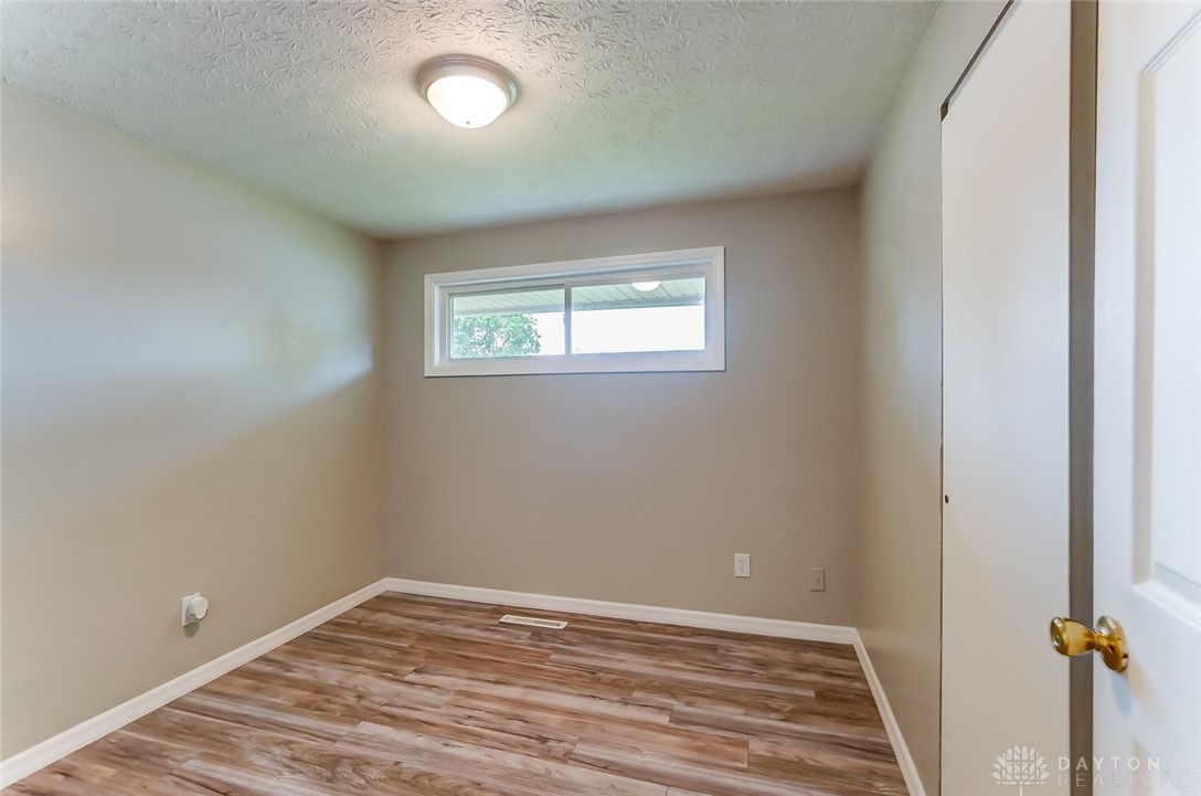 4457 Kitridge Road Dayton, OH 45424 - Photo 15 of 23 Gallery Image 15