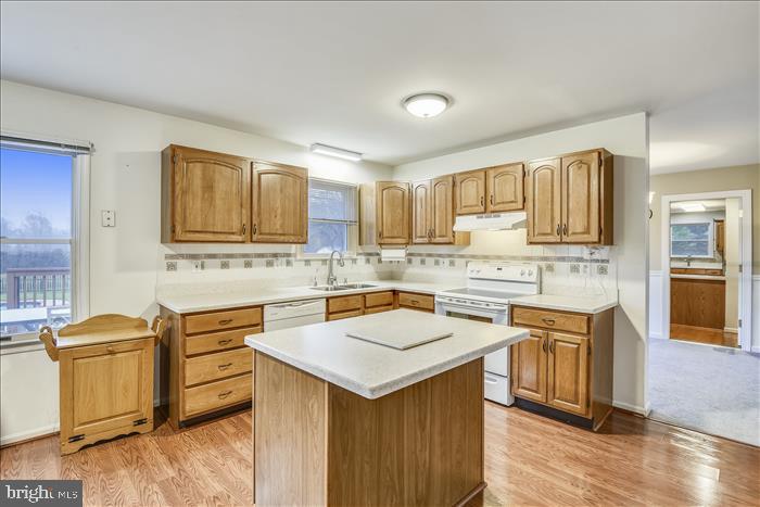 35 Old Solomons Island Road Lothian, MD 20711 - Photo 12 of 43 Main home kitchen with center island