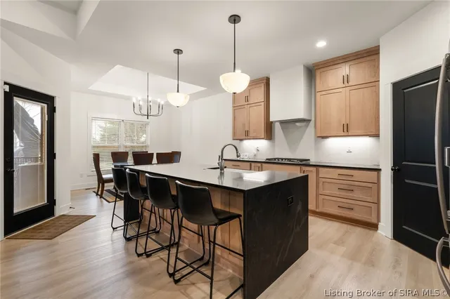 $750,000 | 5708 Secretariat Way, Jeffersonville, IN 47130