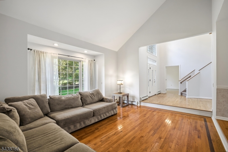 30 Carriage House Road Sparta, NJ 07871 - Photo 5 of 46 Gallery Image 5