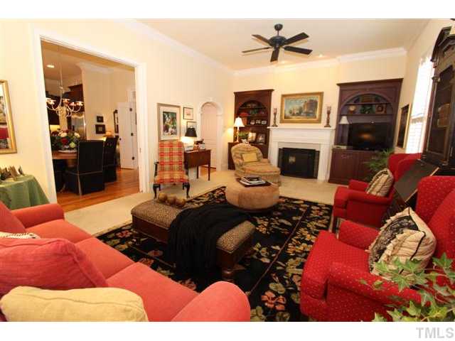 8709 Valentine Court Raleigh, NC 27615 - Photo 3 of 25 Gallery Image 3