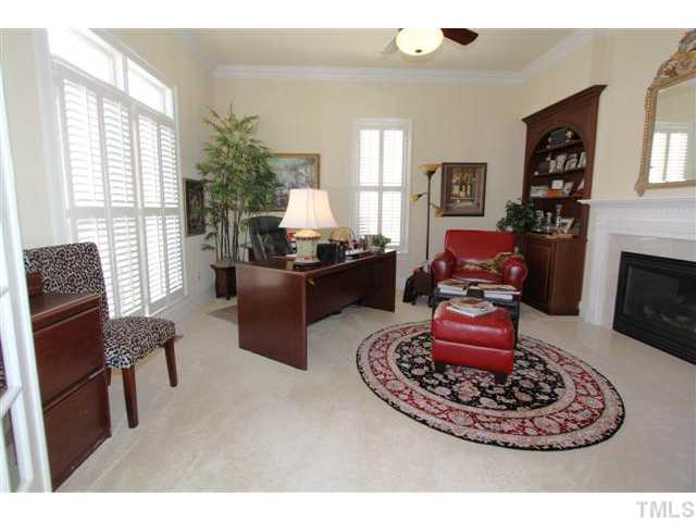 8709 Valentine Court Raleigh, NC 27615 - Photo 4 of 25 Gallery Image 4