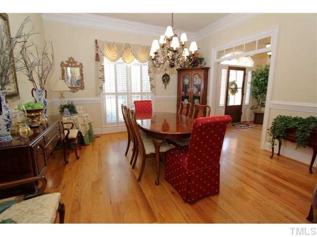 8709 Valentine Court Raleigh, NC 27615 - Photo 5 of 25 Gallery Image 5