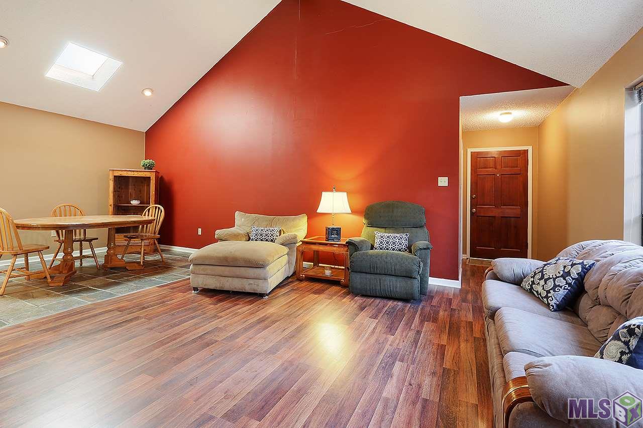 1621 Stonegate Court Baton Rouge, LA 70815 - Photo 4 of 10 Gallery Image 4