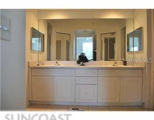 $2,100 | 1200 Country Club Drive, Unit 4102, Largo, FL 33771