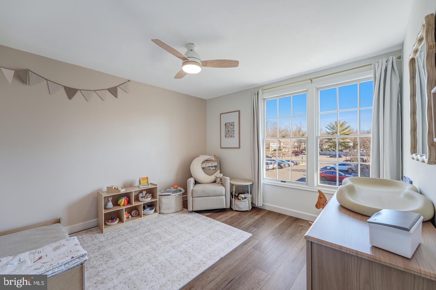 1124 Floyd Place Herndon, VA 20170 - Photo 23 of 39 Bedroom 2