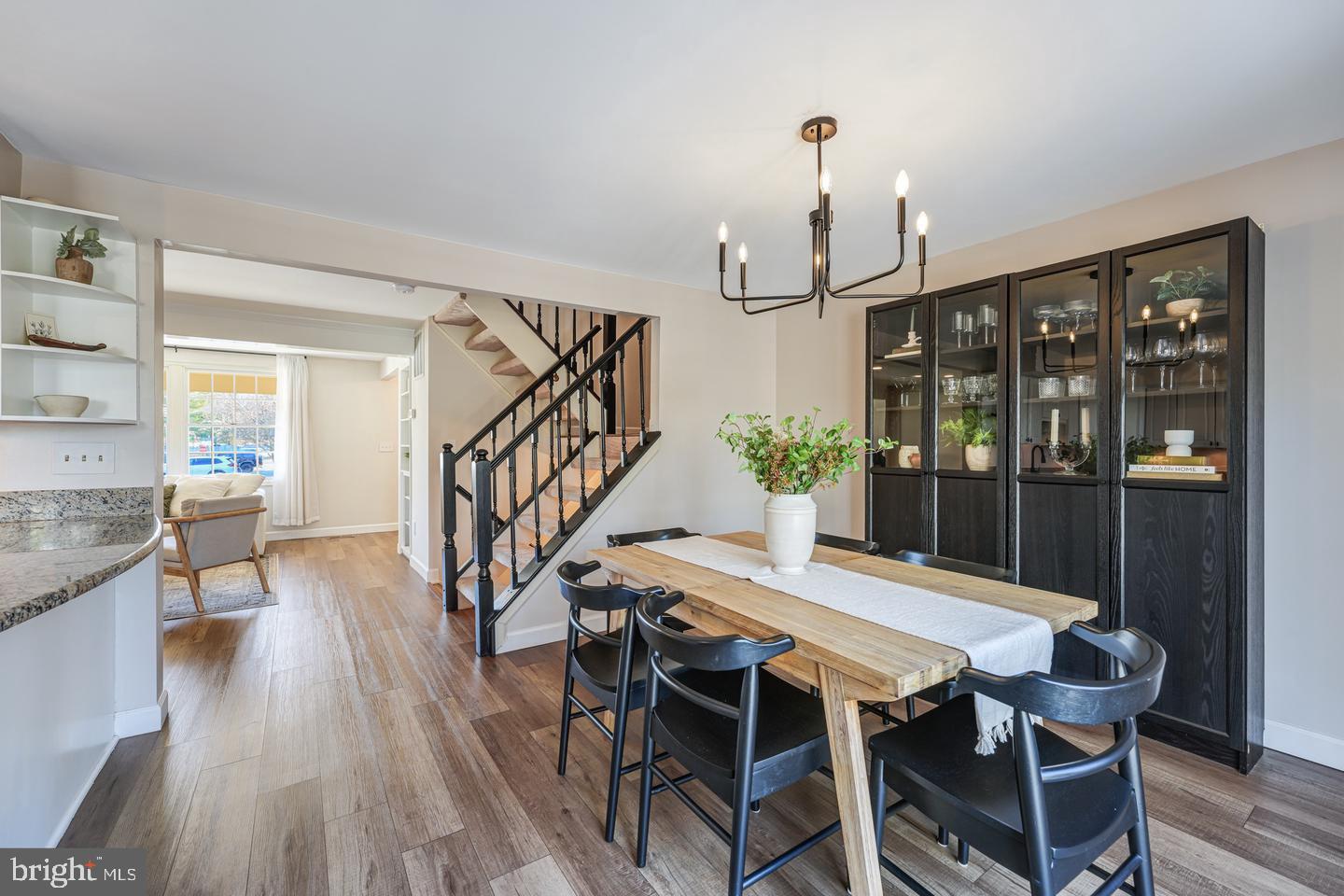 1124 Floyd Place Herndon, VA 20170 - Photo 10 of 39