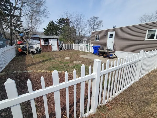 $99,900 | 19 Abbey Lane, Taunton, MA 02780