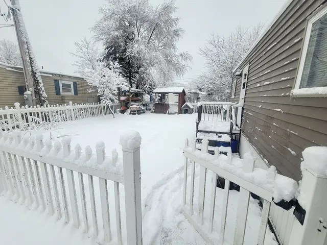 $99,900 | 19 Abbey Lane, Taunton, MA 02780