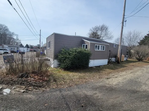 $99,900 | 19 Abbey Lane, Taunton, MA 02780