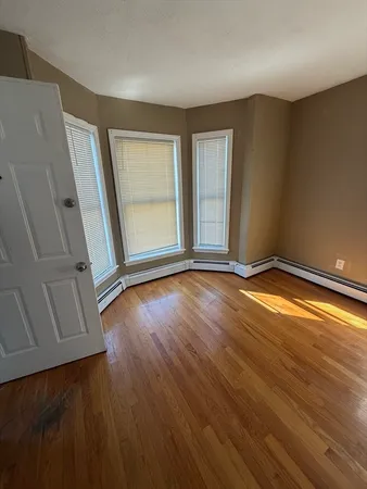 $3,650 | 10 Neptune St Court, Unit 2, Lynn, MA 01905