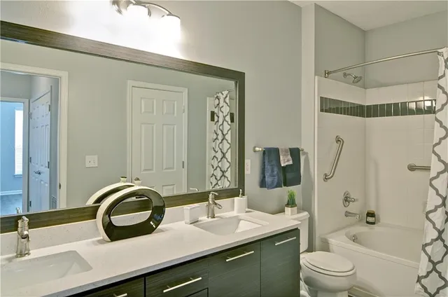 $1,472 | 1100 Park Creek Court, Unit 227, Gainesville, GA 30504