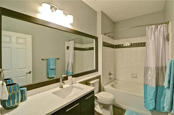 $1,507 | 1100 Park Creek Court, Unit 227, Gainesville, GA 30504