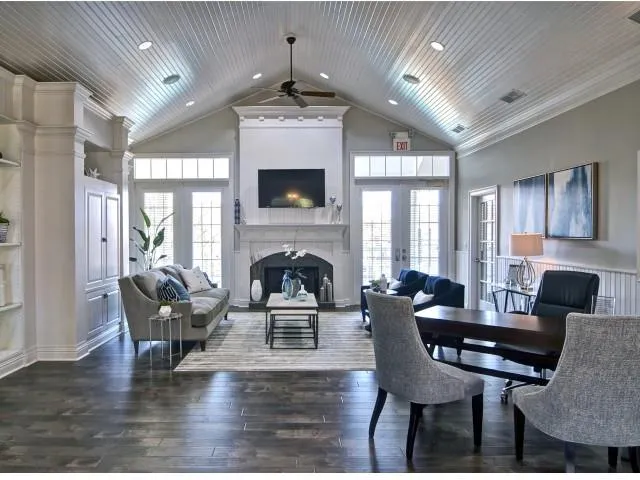 $1,472 | 1100 Park Creek Court, Unit 227, Gainesville, GA 30504