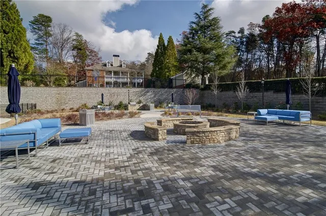 $1,472 | 1100 Park Creek Court, Unit 227, Gainesville, GA 30504