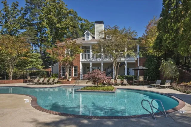 $1,472 | 1100 Park Creek Court, Unit 227, Gainesville, GA 30504