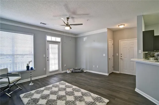 $1,472 | 1100 Park Creek Court, Unit 227, Gainesville, GA 30504