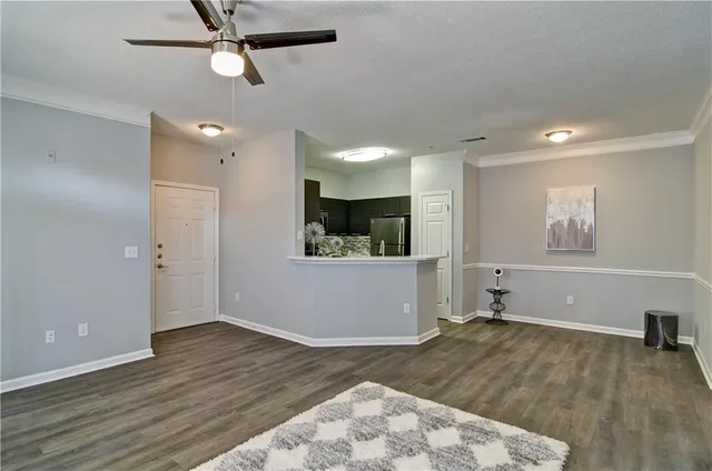 $1,472 | 1100 Park Creek Court, Unit 227, Gainesville, GA 30504