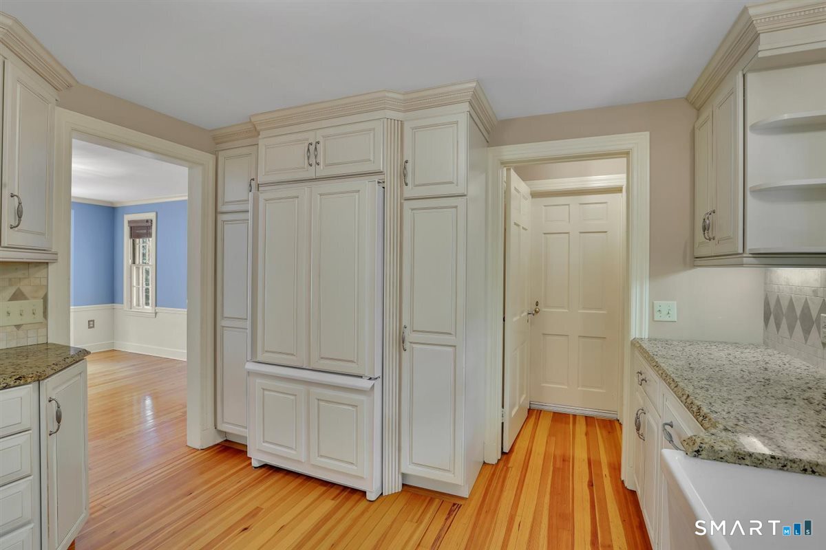 38 Knollwood Road North Haven, CT 06473 - Photo 10 of 28