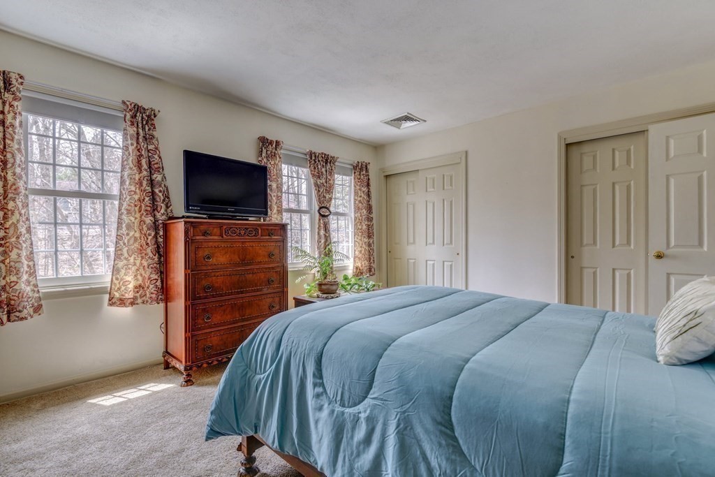 4 Waterfall Lane, Unit 4 Milford, MA 01757 - Photo 18 of 31