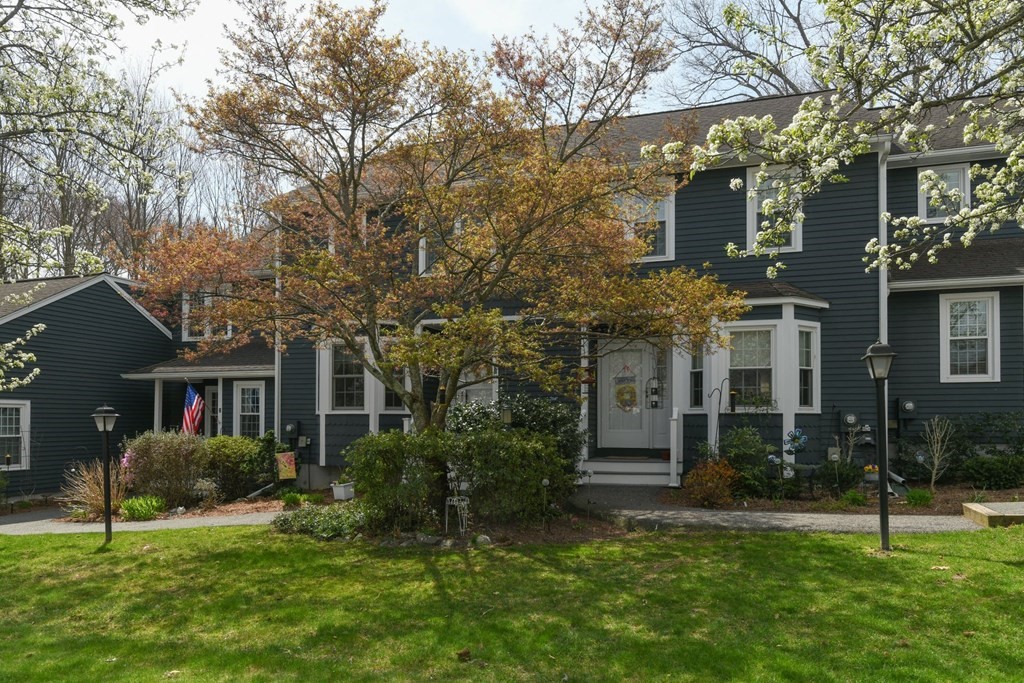 4 Waterfall Lane, Unit 4 Milford, MA 01757 - Photo 2 of 31