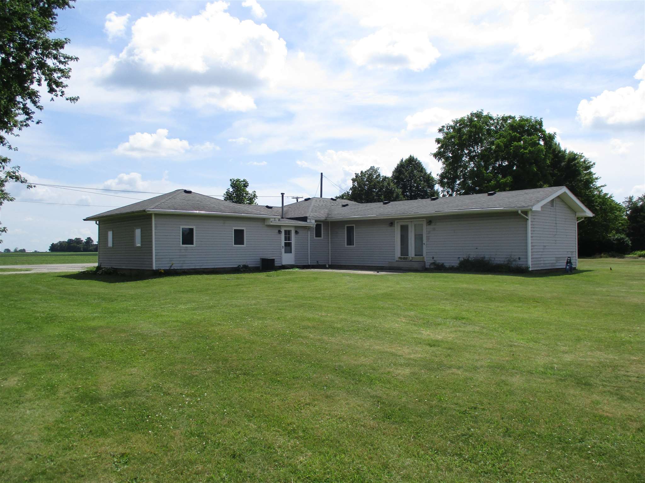 5747 West Us Highway Decatur, IN 46733 - Photo 3 of 10