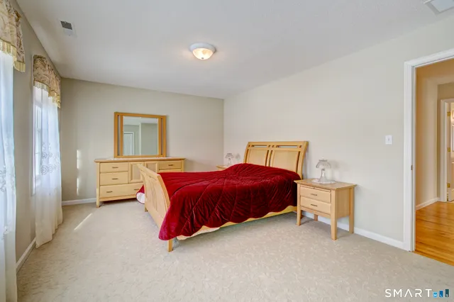 $559,000 | 672 Laurel Grove Road, Middletown, CT 06457