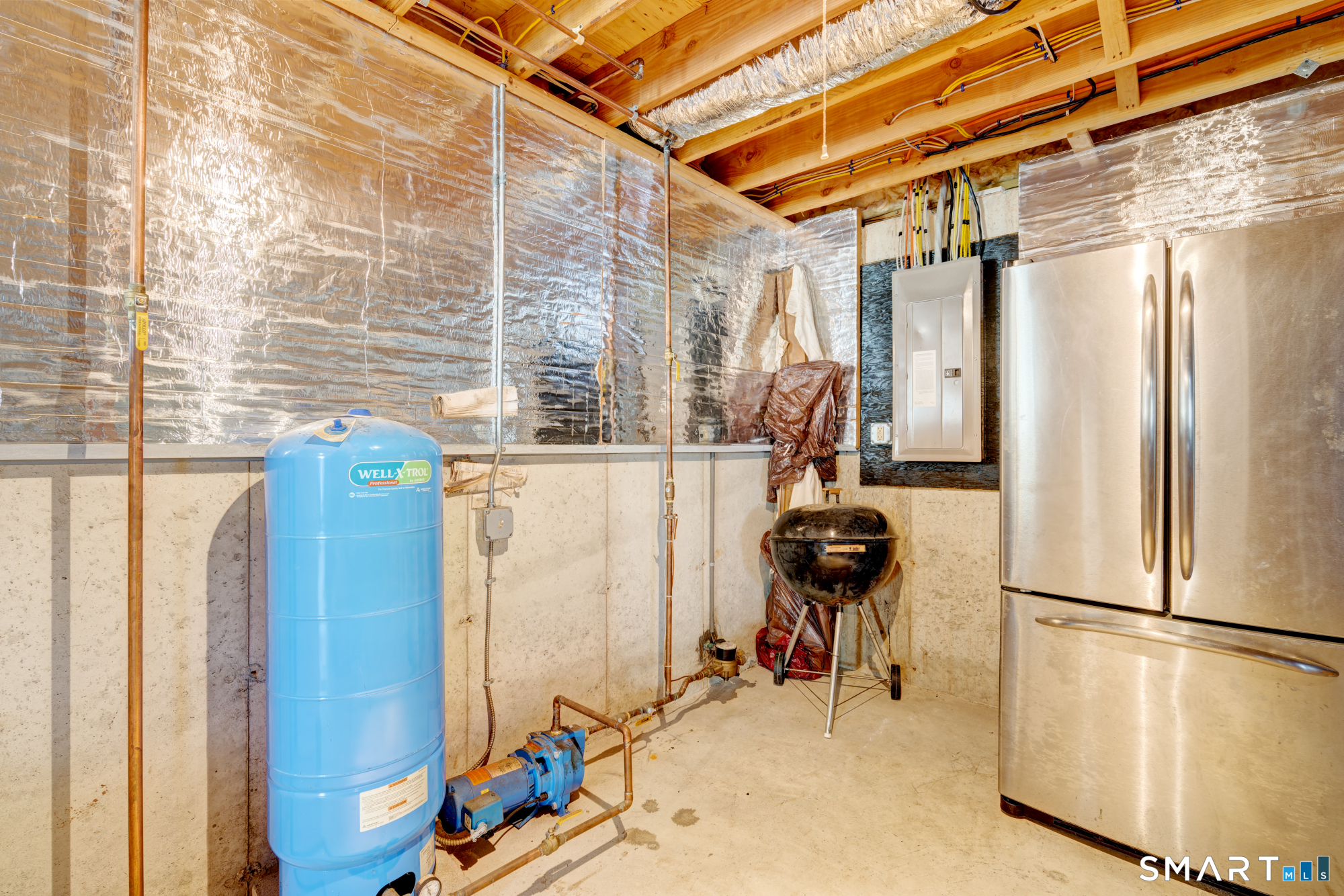 672 Laurel Grove Road Middletown, CT 06457 - Photo 33 of 36