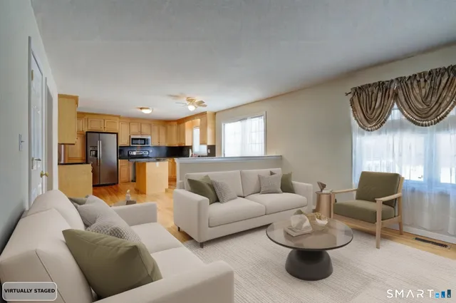 $559,000 | 672 Laurel Grove Road, Middletown, CT 06457