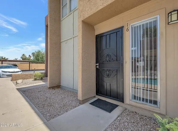 $297,900 | 604 East Weber Drive, Unit 16, Tempe, AZ 85288