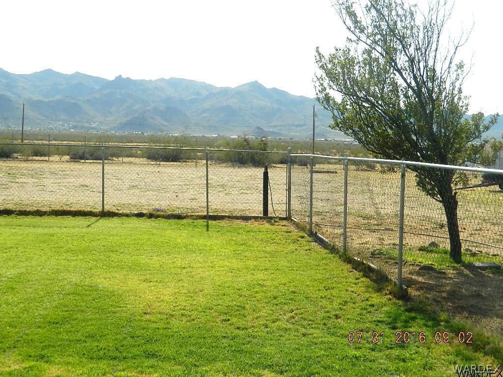 3842 North Avra Road Golden Valley, AZ 86413 - Photo 20 of 21 Beautiful back yard