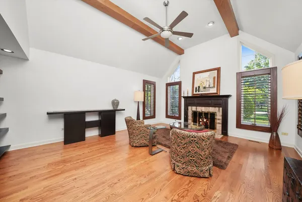 $1,540,000 | 18 South Wynstone Drive, North Barrington, IL 60010