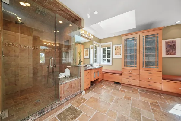 $1,540,000 | 18 South Wynstone Drive, North Barrington, IL 60010