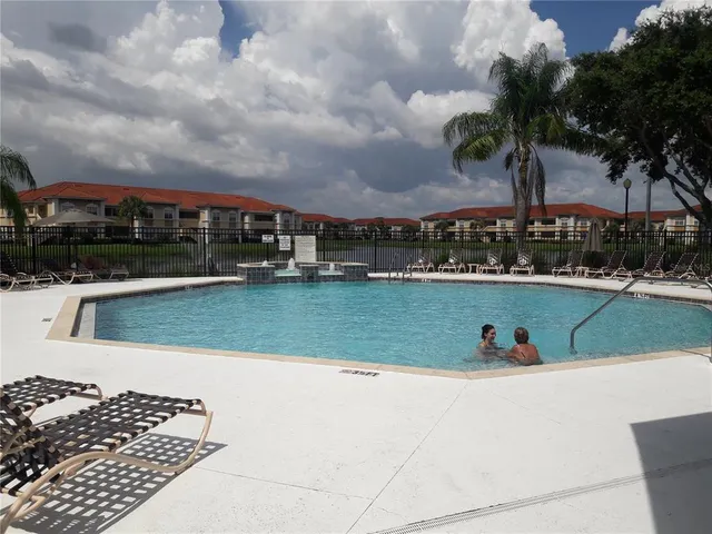 $1,495 | 1155 Villagio Circle, Unit 102, Sarasota, FL 34237