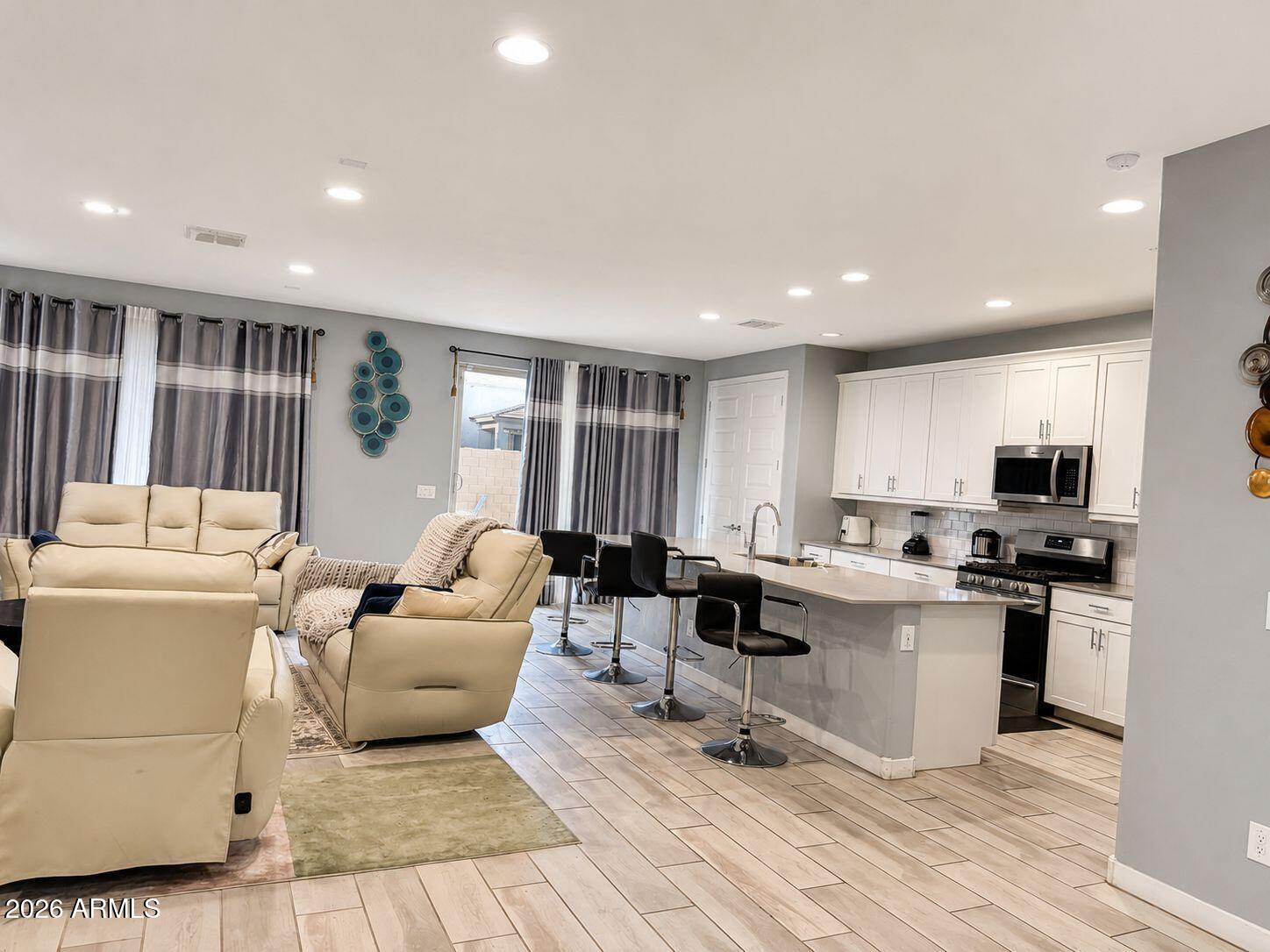 9444 West Roma Avenue Phoenix, AZ 85037 - Photo 10 of 23 PHOTO-2026-08-31-19-23-32 6