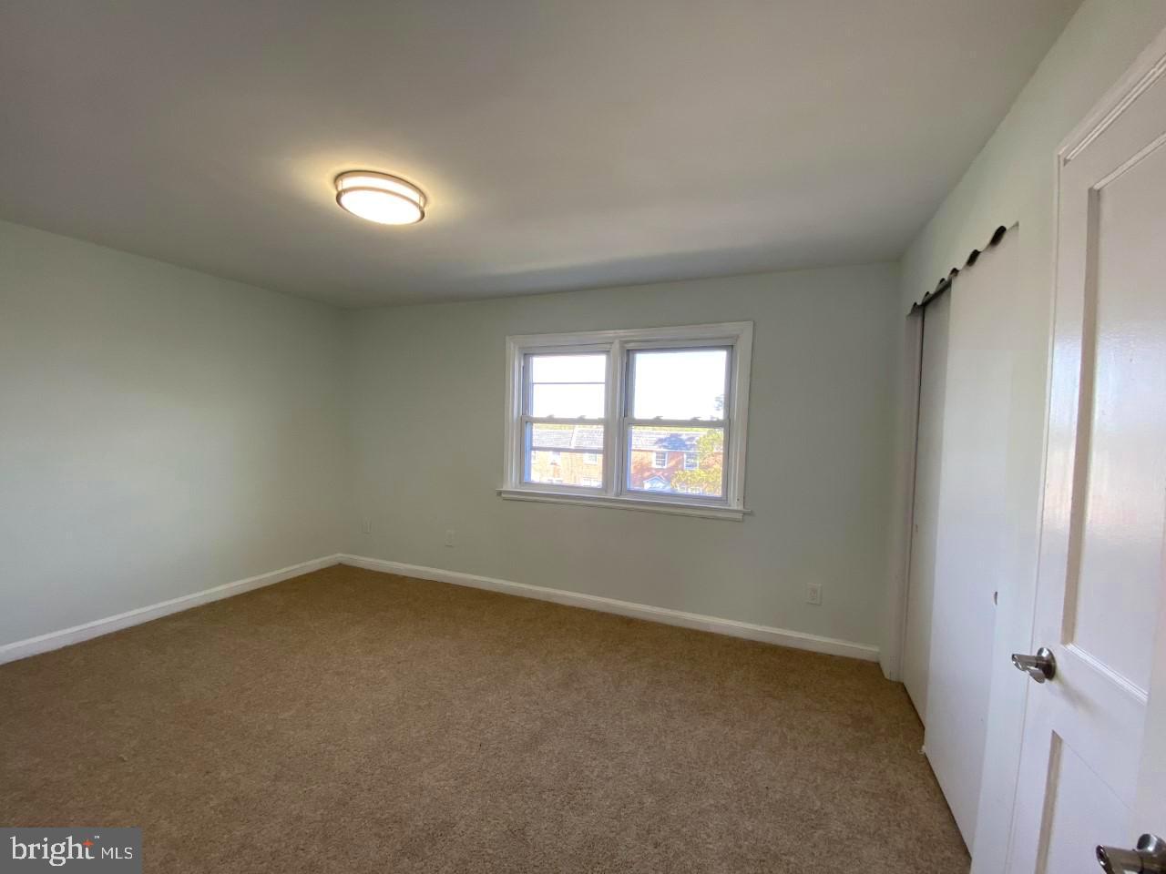 7455 Ruskin Road Philadelphia, PA 19151 - Photo 15 of 18 Main bedroom