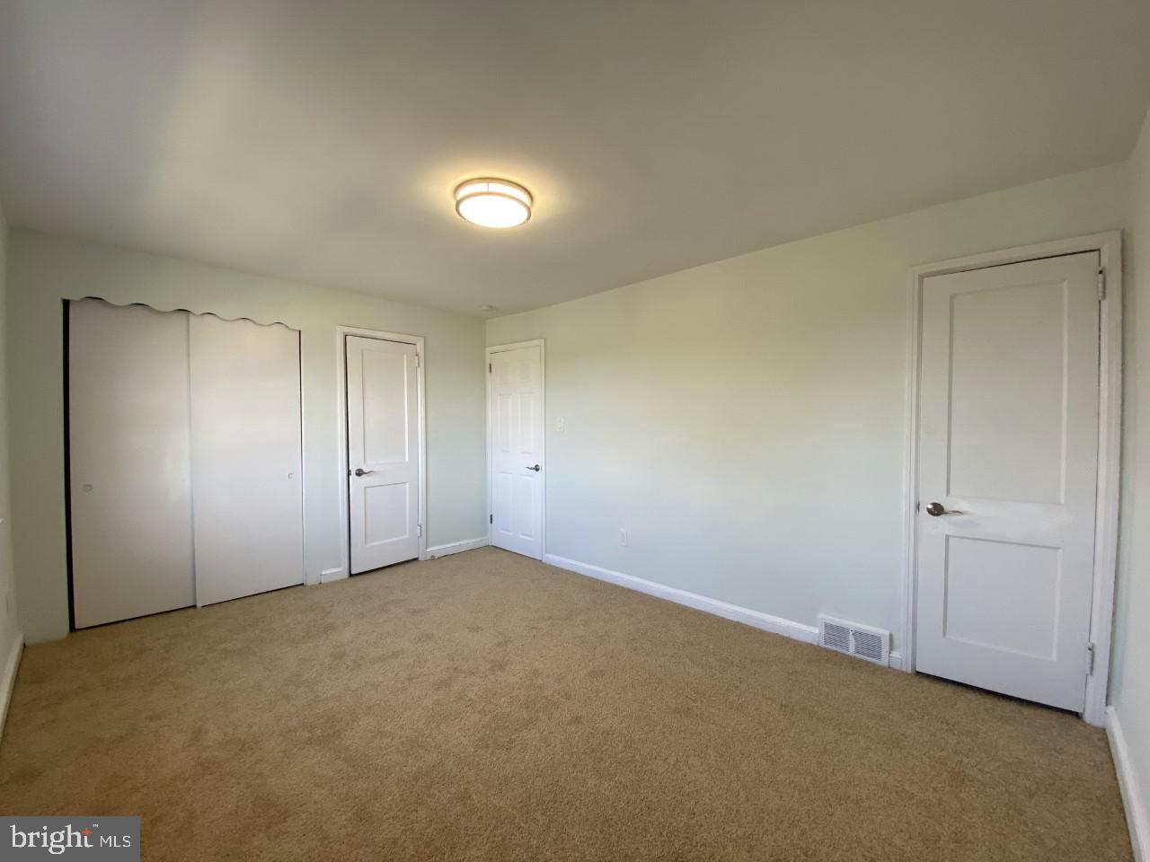 7455 Ruskin Road Philadelphia, PA 19151 - Photo 16 of 18 Main Bedroom W/ 3 closets