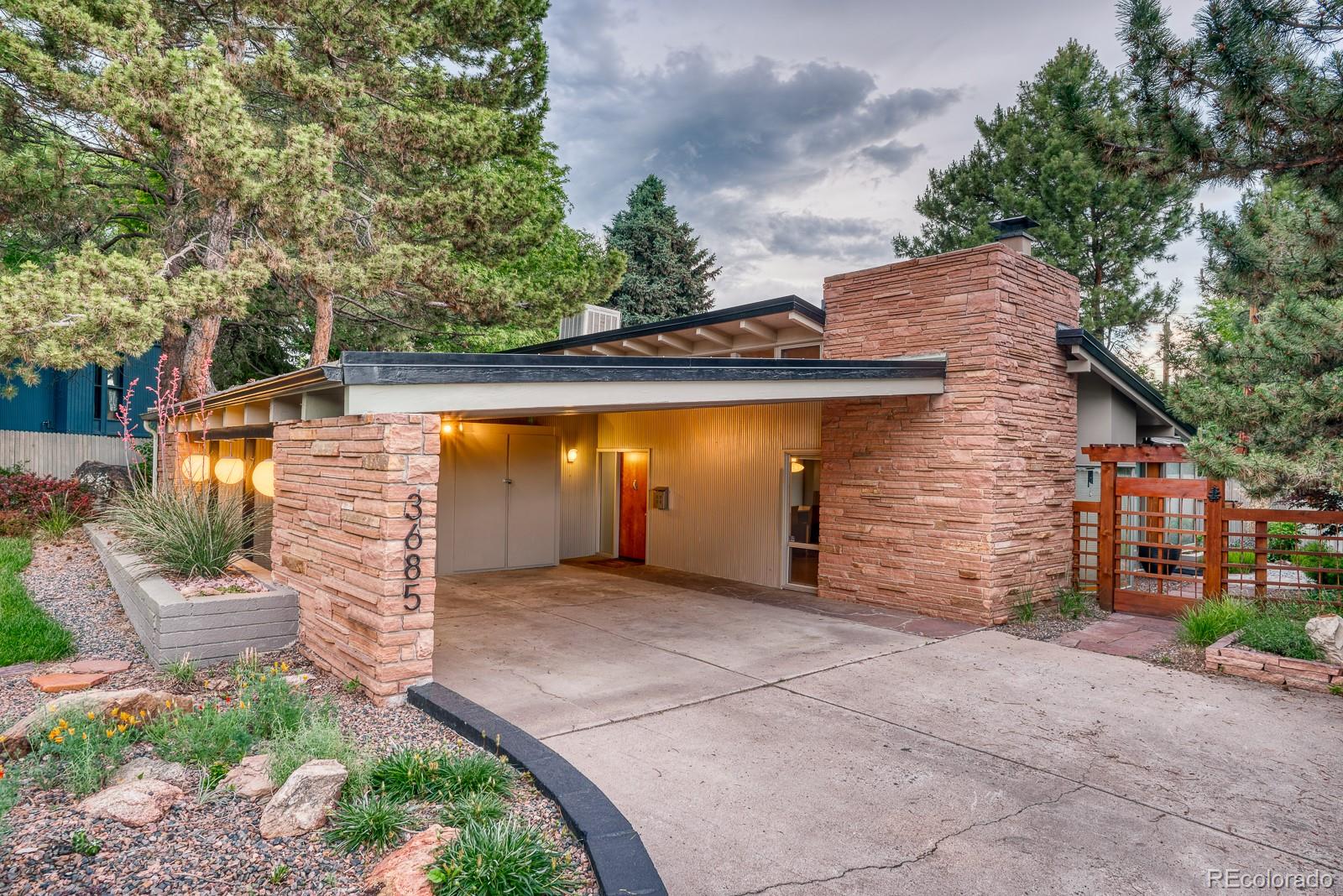 3685 Chimayo Road Littleton, CO 80123 - Photo 2 of 37 Gallery Image 2