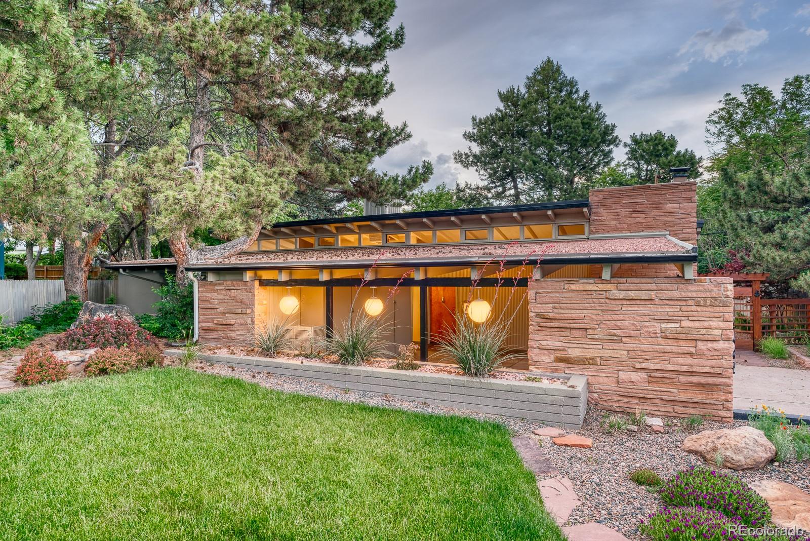 3685 Chimayo Road Littleton, CO 80123 - Photo 3 of 37 Gallery Image 3