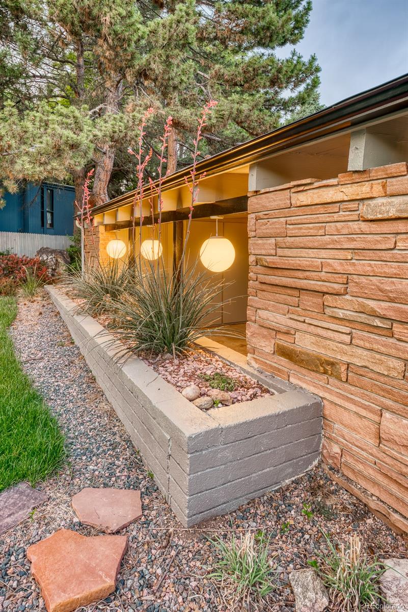 3685 Chimayo Road Littleton, CO 80123 - Photo 6 of 37 Gallery Image 6