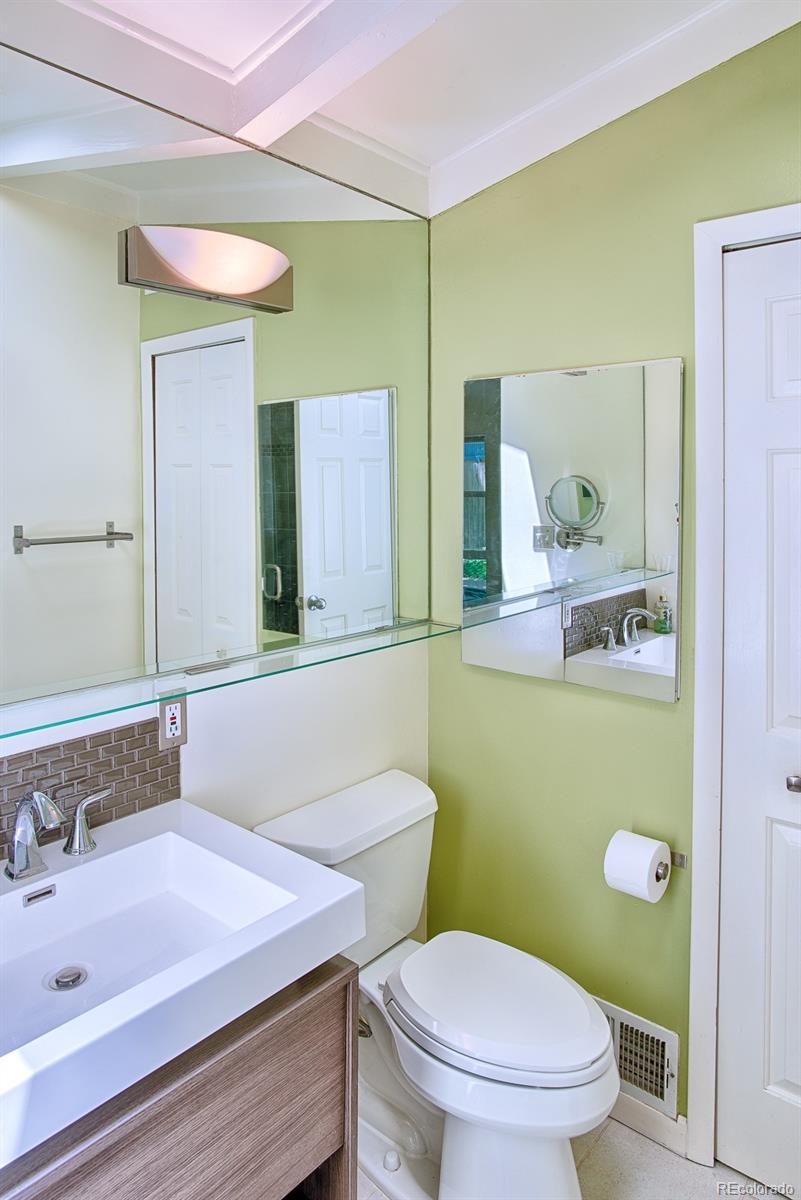 3685 Chimayo Road Littleton, CO 80123 - Photo 8 of 37 Gallery Image 8