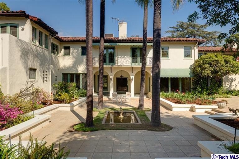 1255 Wentworth Avenue Pasadena, CA 91106 - Photo 5 of 44 a view of a building with sitting area