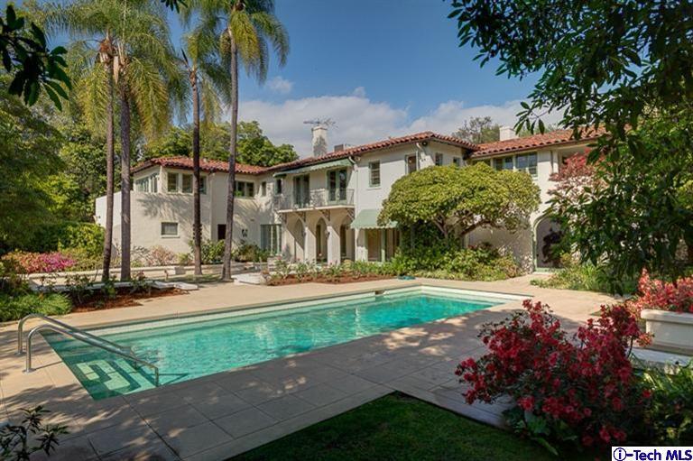 1255 Wentworth Avenue Pasadena, CA 91106 - Photo 9 of 44 a view of a house with a yard and garden