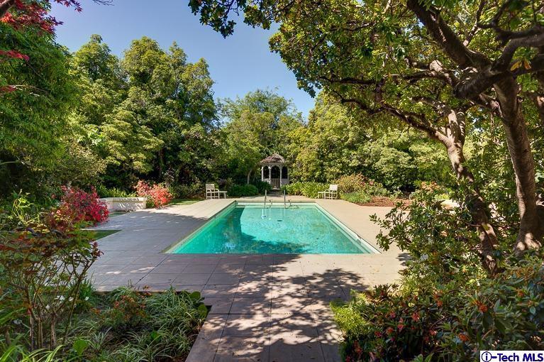 1255 Wentworth Avenue Pasadena, CA 91106 - Photo 10 of 44 a view of outdoor space